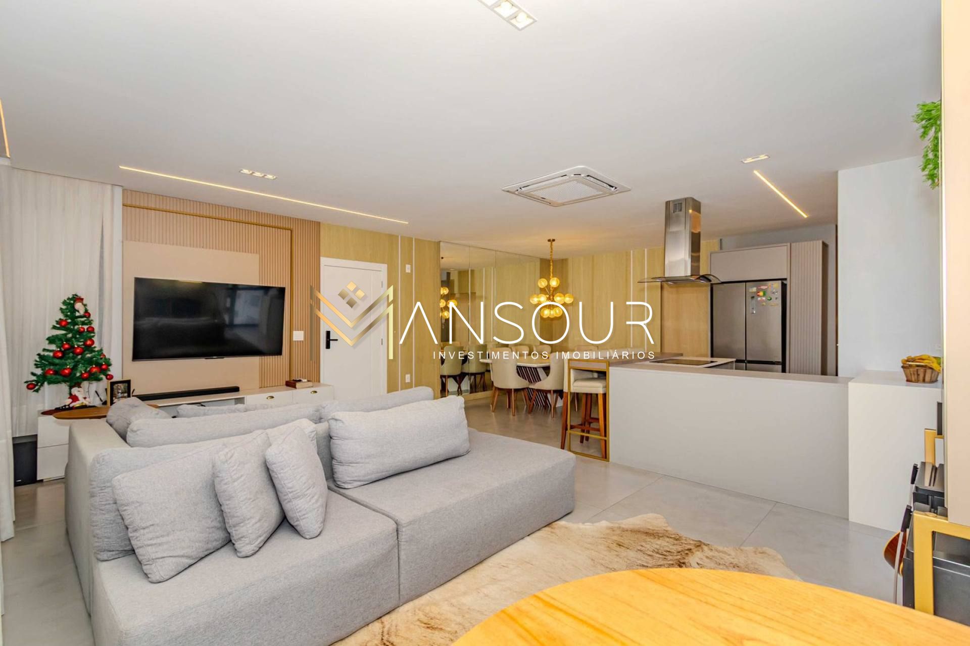 Apartamento Para Vender com 04 suítes no bairro Pioneiros em Balneário Camboriú