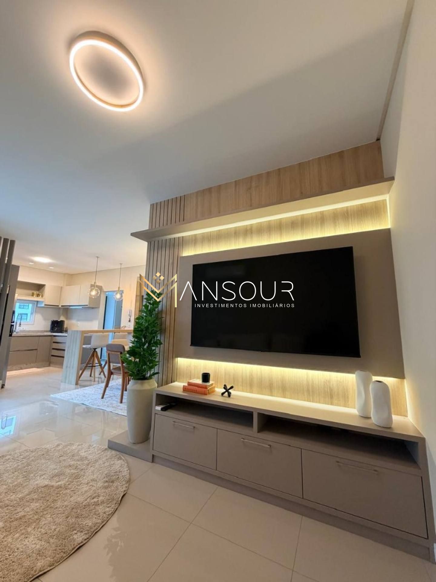 Apartamento Para Vender com 1 demi suíte e 2 suítes no bairro Meia Praia em Itapema