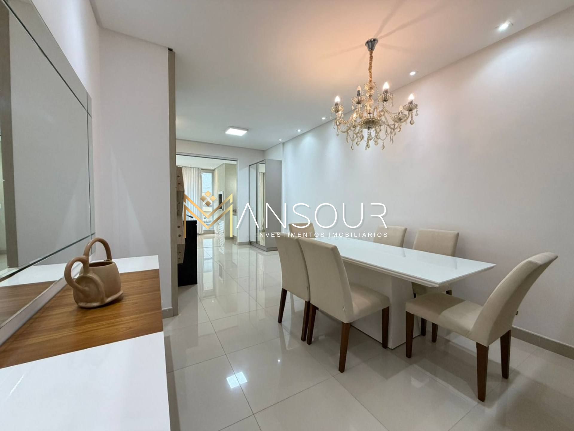 Apartamento Para Vender com 03 suítes no bairro Castelo Branco em Itapema