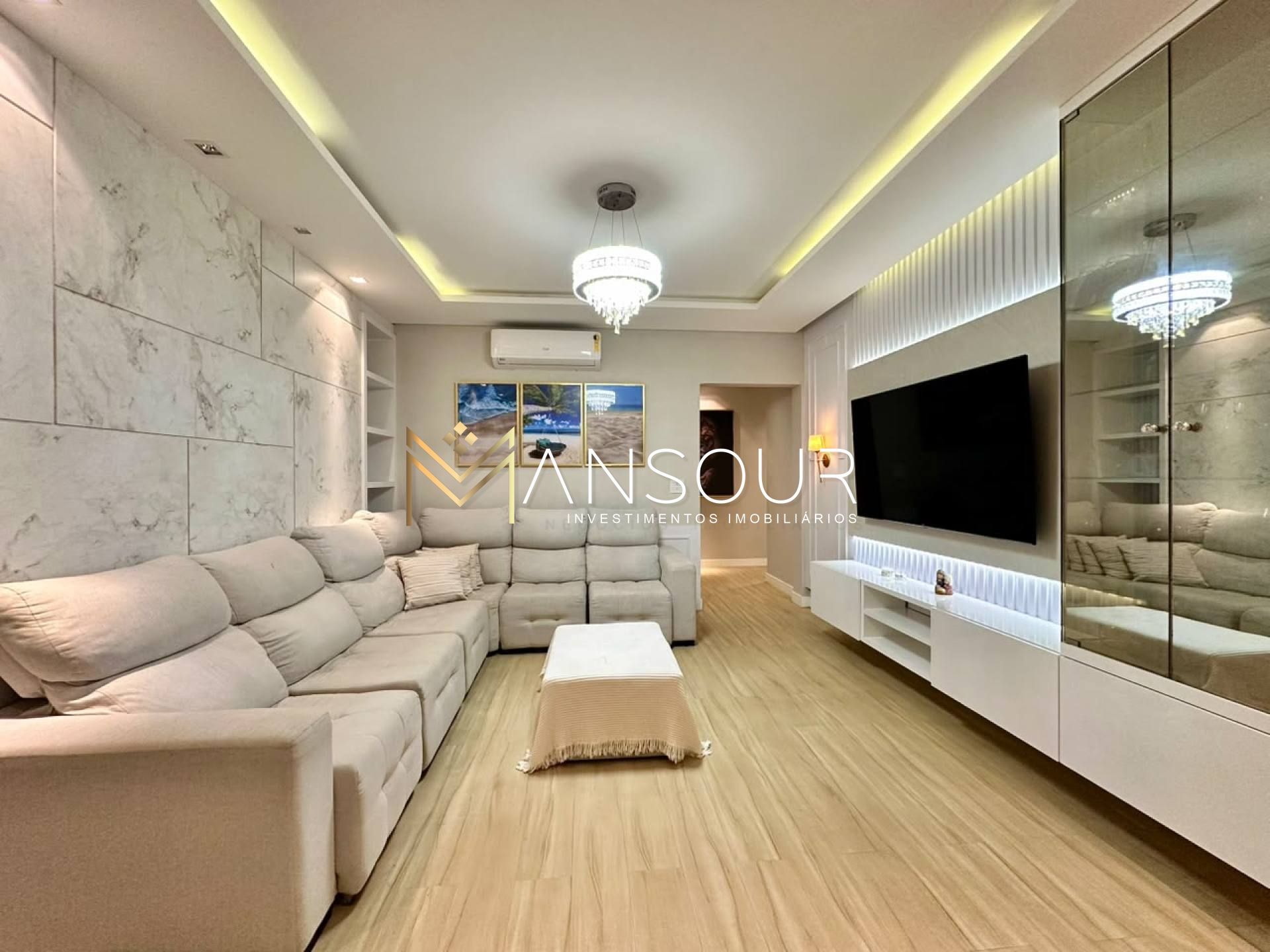 Apartamento Para Vender 03 suítes no bairro Meia Praia em Itapema