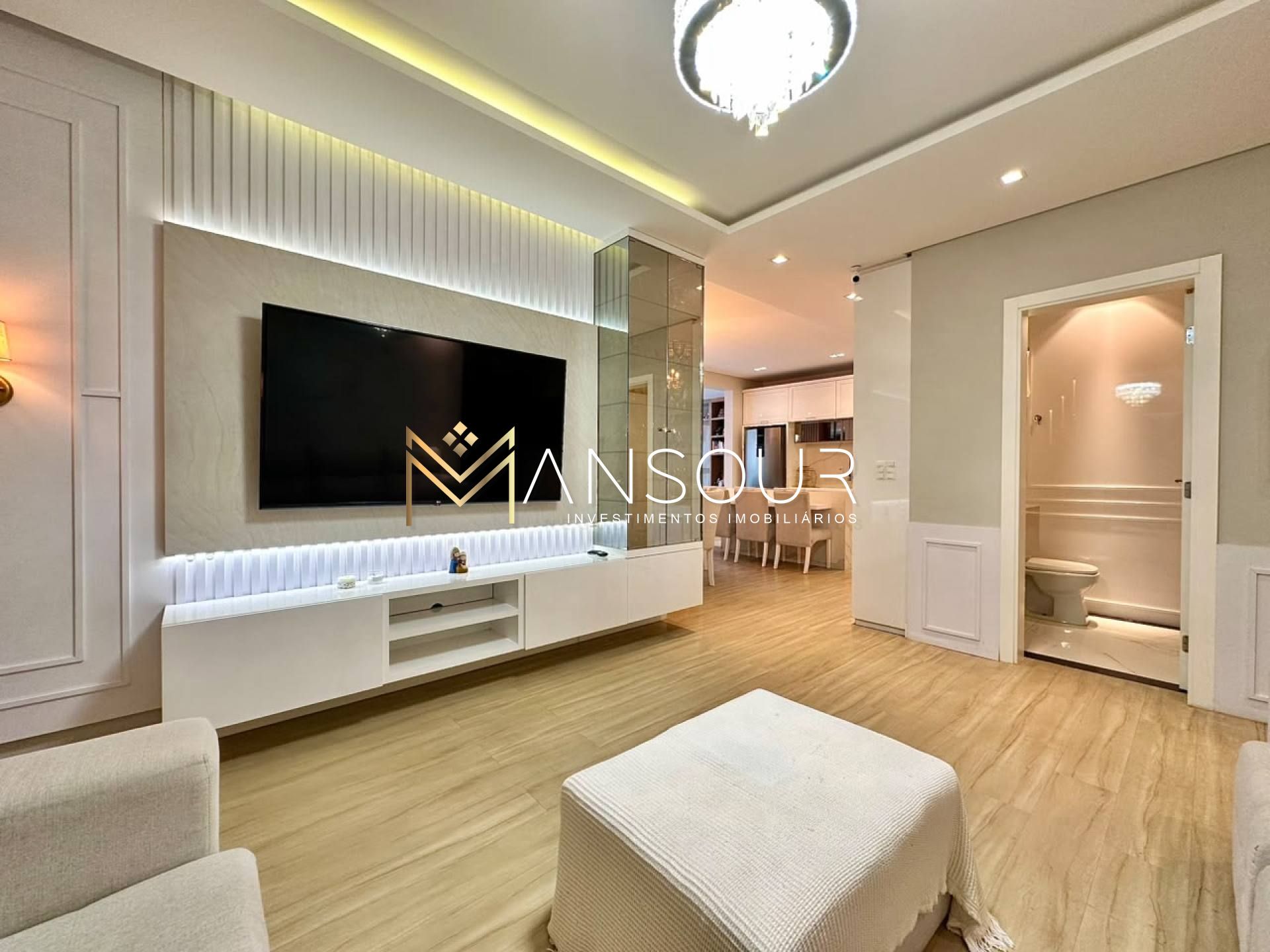 Apartamento Para Vender 03 suítes no bairro Meia Praia em Itapema