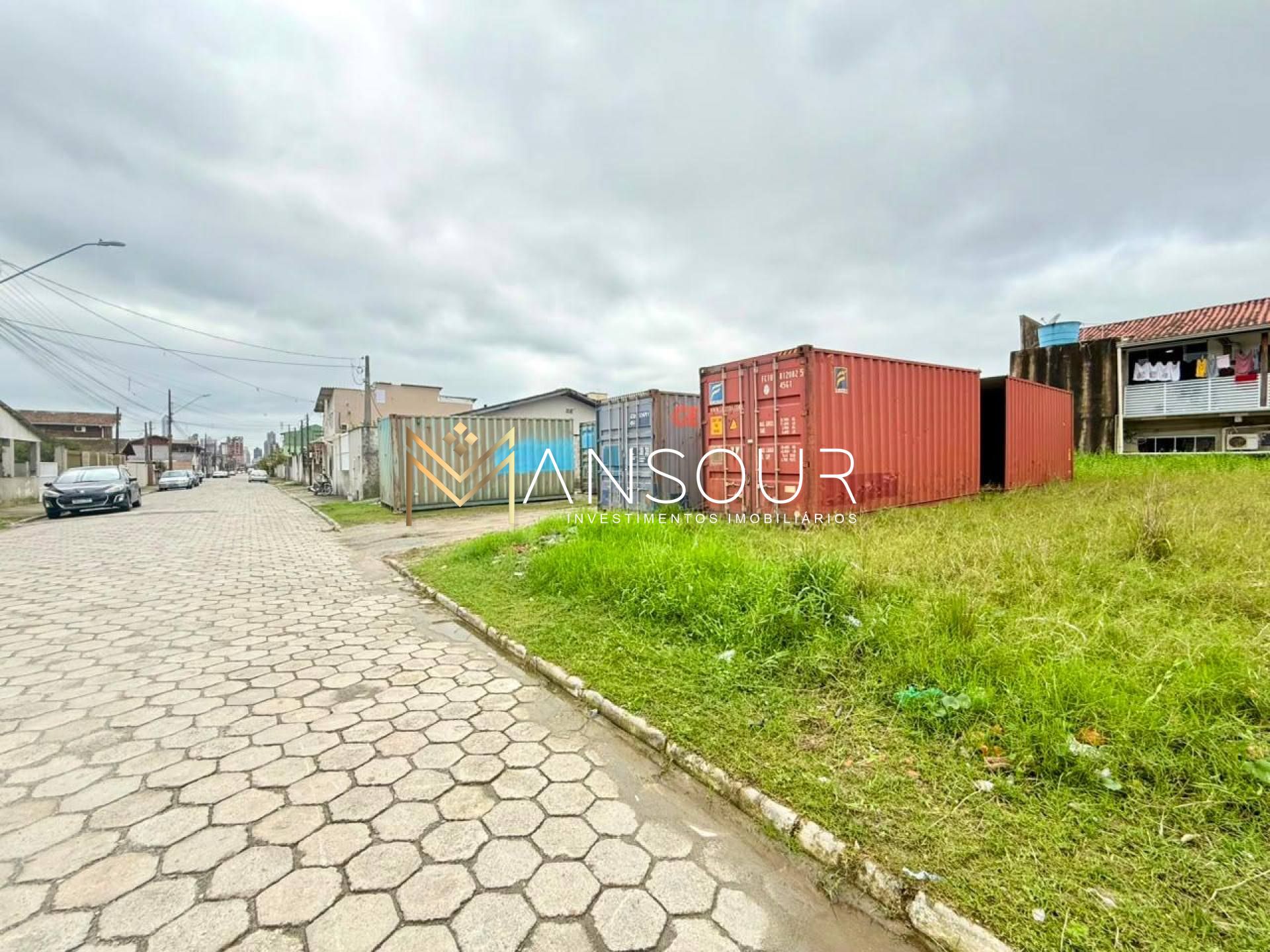 Lote / Terreno de Bairro Para Vender no bairro Morretes em Itapema