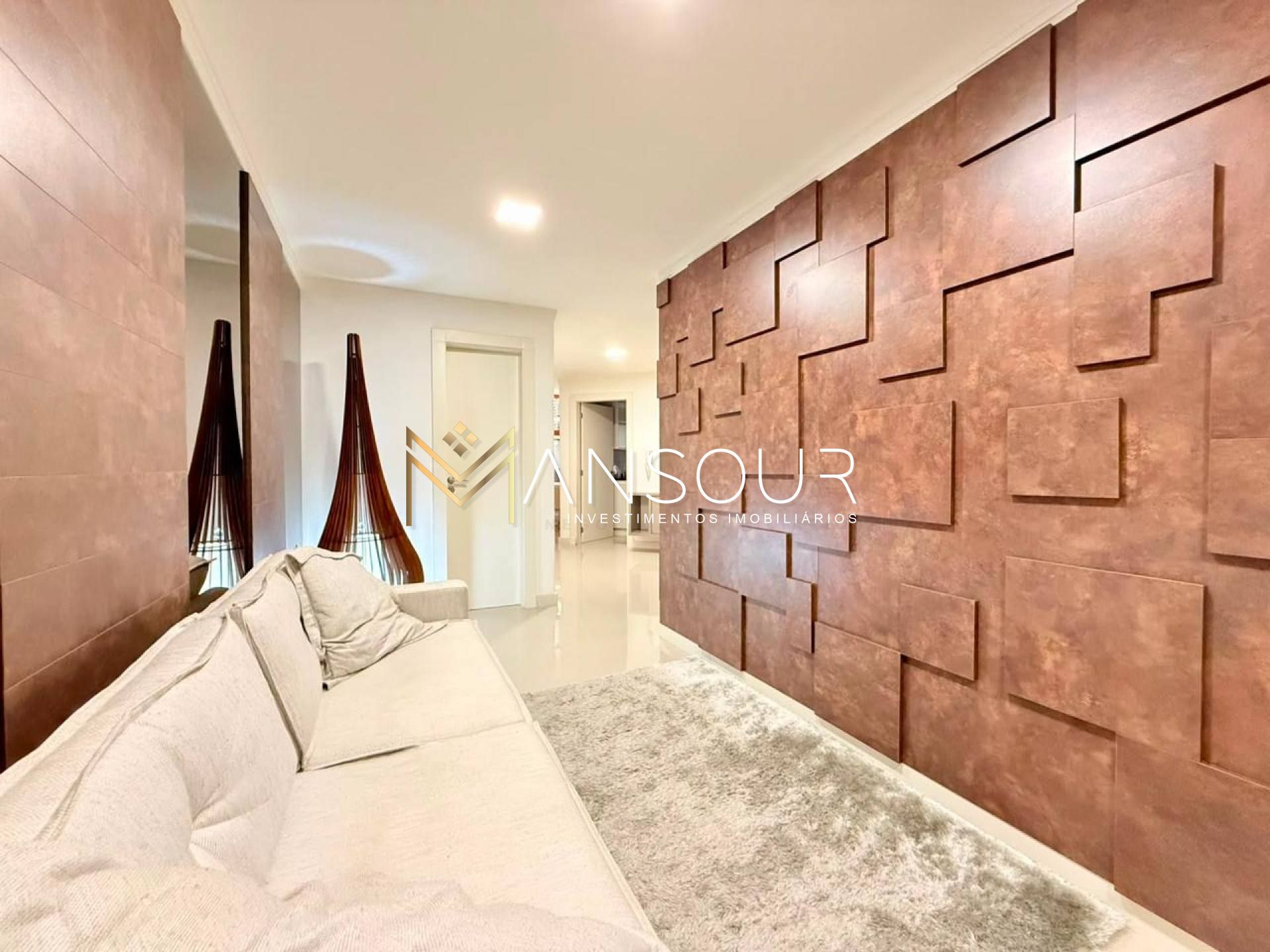Apartamento Para Vender 03 suítes no bairro Meia Praia em Itapema