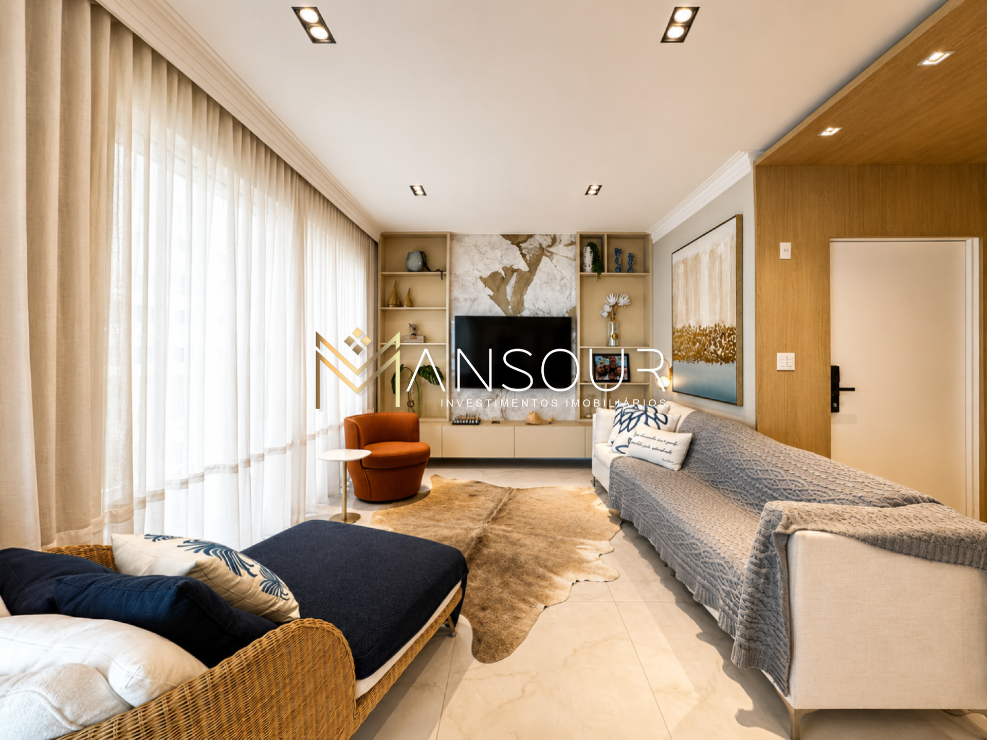 Apartamento Para Vender 03 suítes no bairro Meia Praia em Itapema