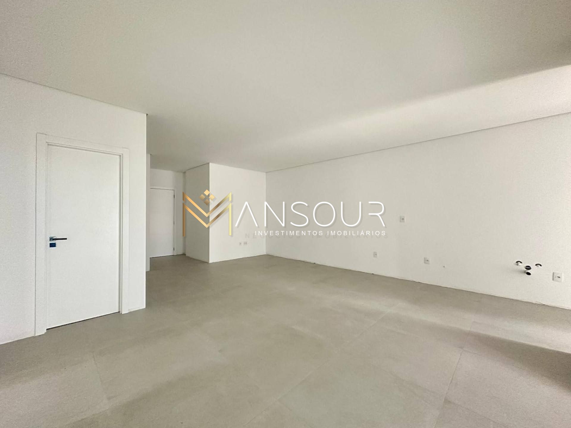 Apartamento Para Vender 03 suítes no bairro Pereque em Porto Belo