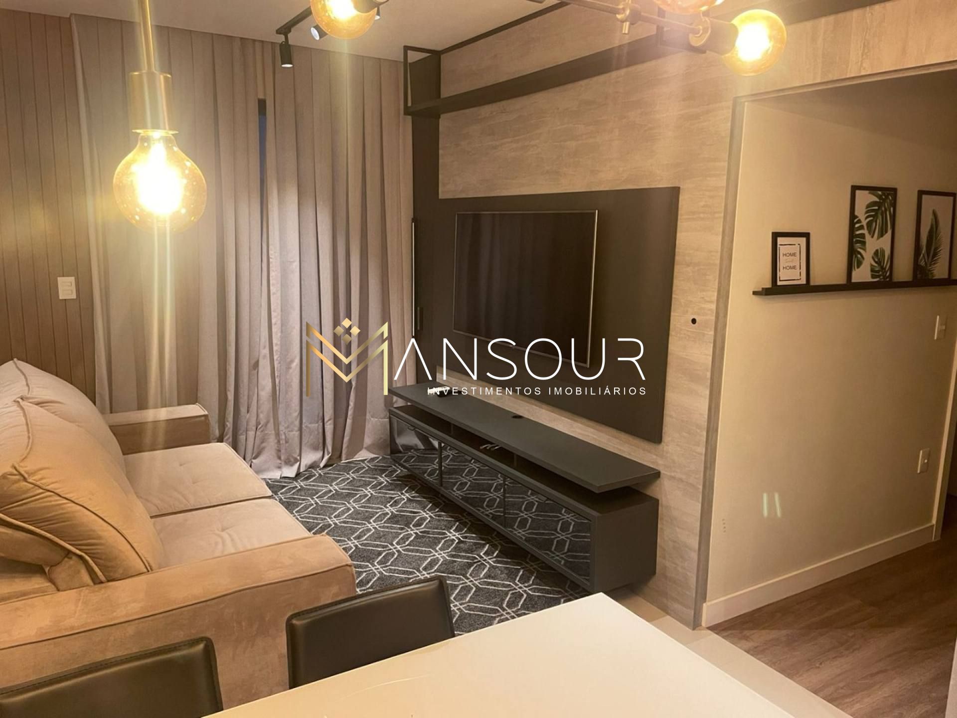 Apartamento Para Vender com 02 quartos no bairro Nações em Balneário Camboriú