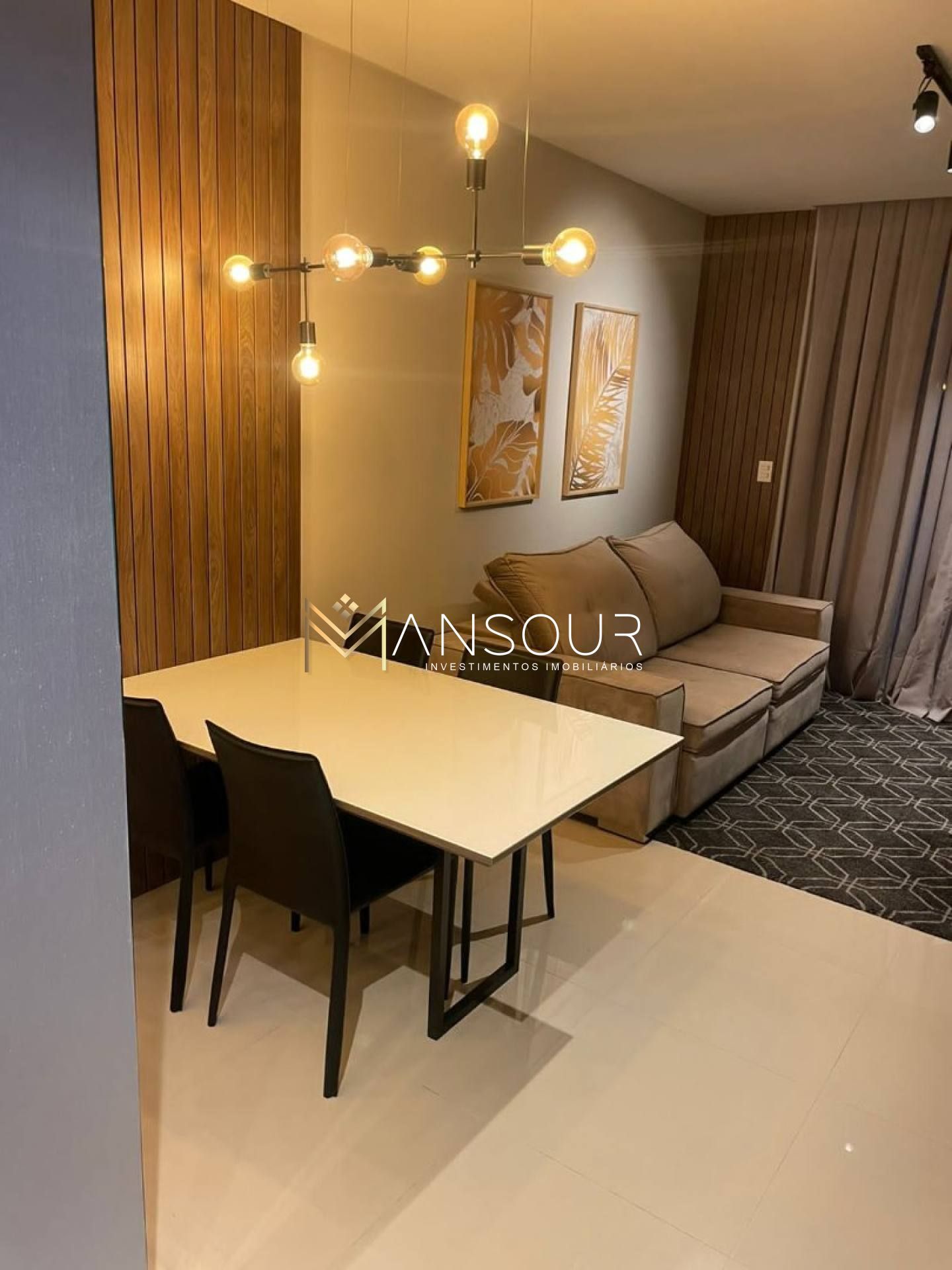 Apartamento Para Vender com 02 quartos no bairro Nações em Balneário Camboriú