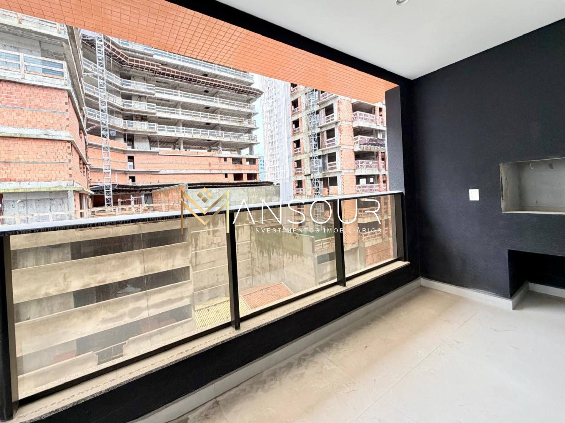 Apartamento Para Vender com 03 suítes em Porto Belo