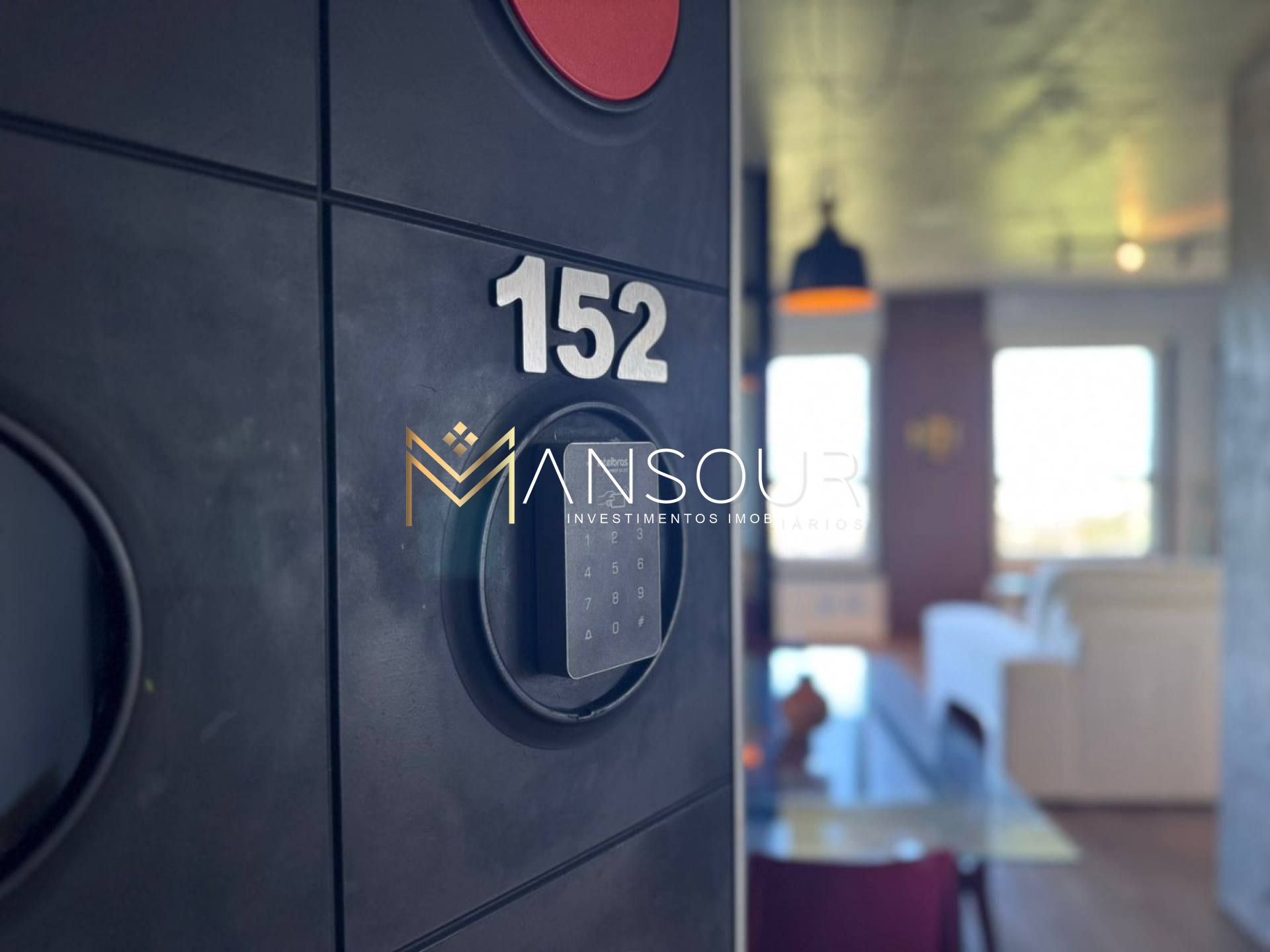 Apartamento Para Vender com 02 quartos no bairro Praia Brava em Itajaí