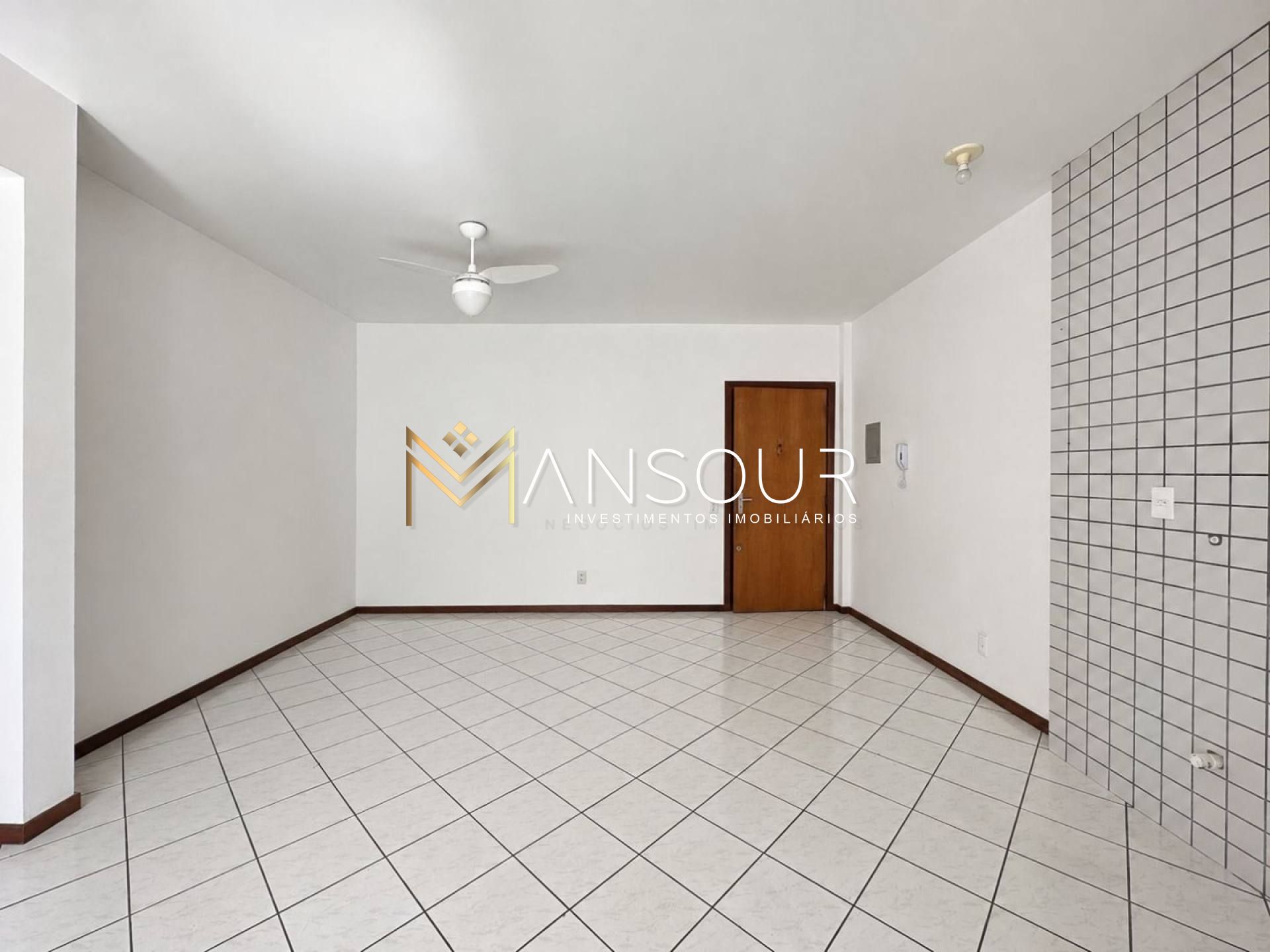 Apartamento Para Vender no bairro Meia Praia em Itapema
