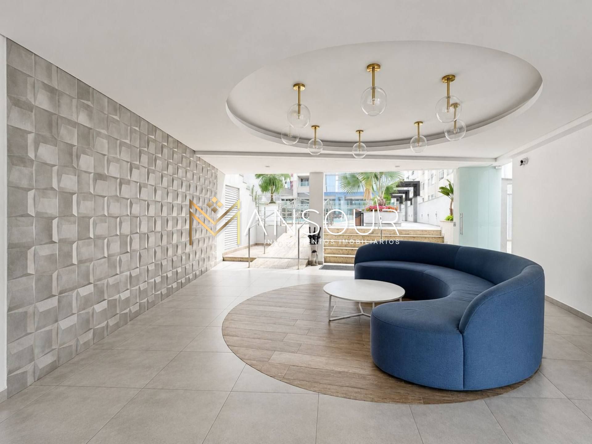 Apartamento Para Vender com 02 quartos e 01 suíte no bairro Centro em Balneário Camboriú