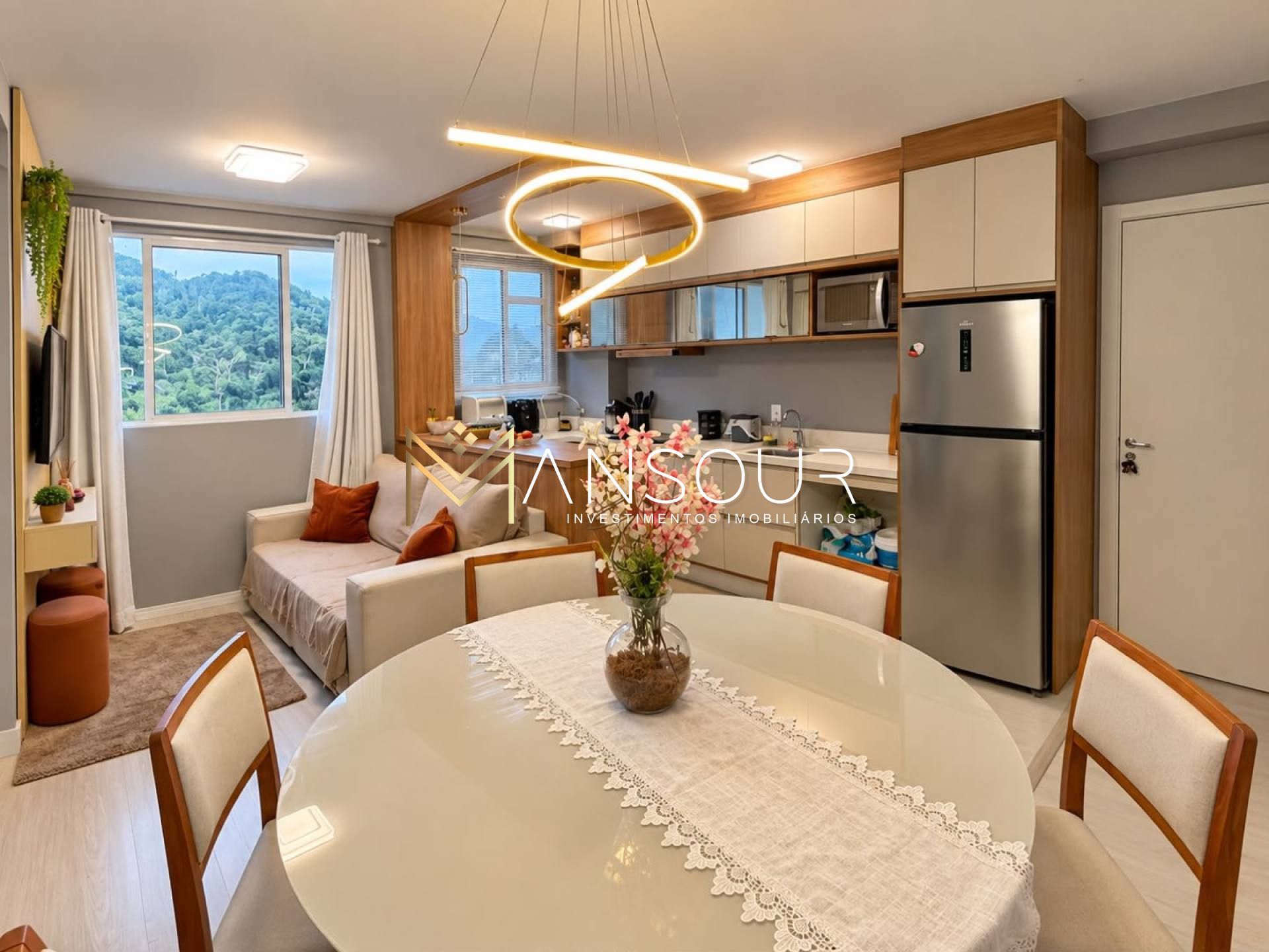 Apartamento Para Vender com 02 quartos no bairro Canhanduba em Itajaí