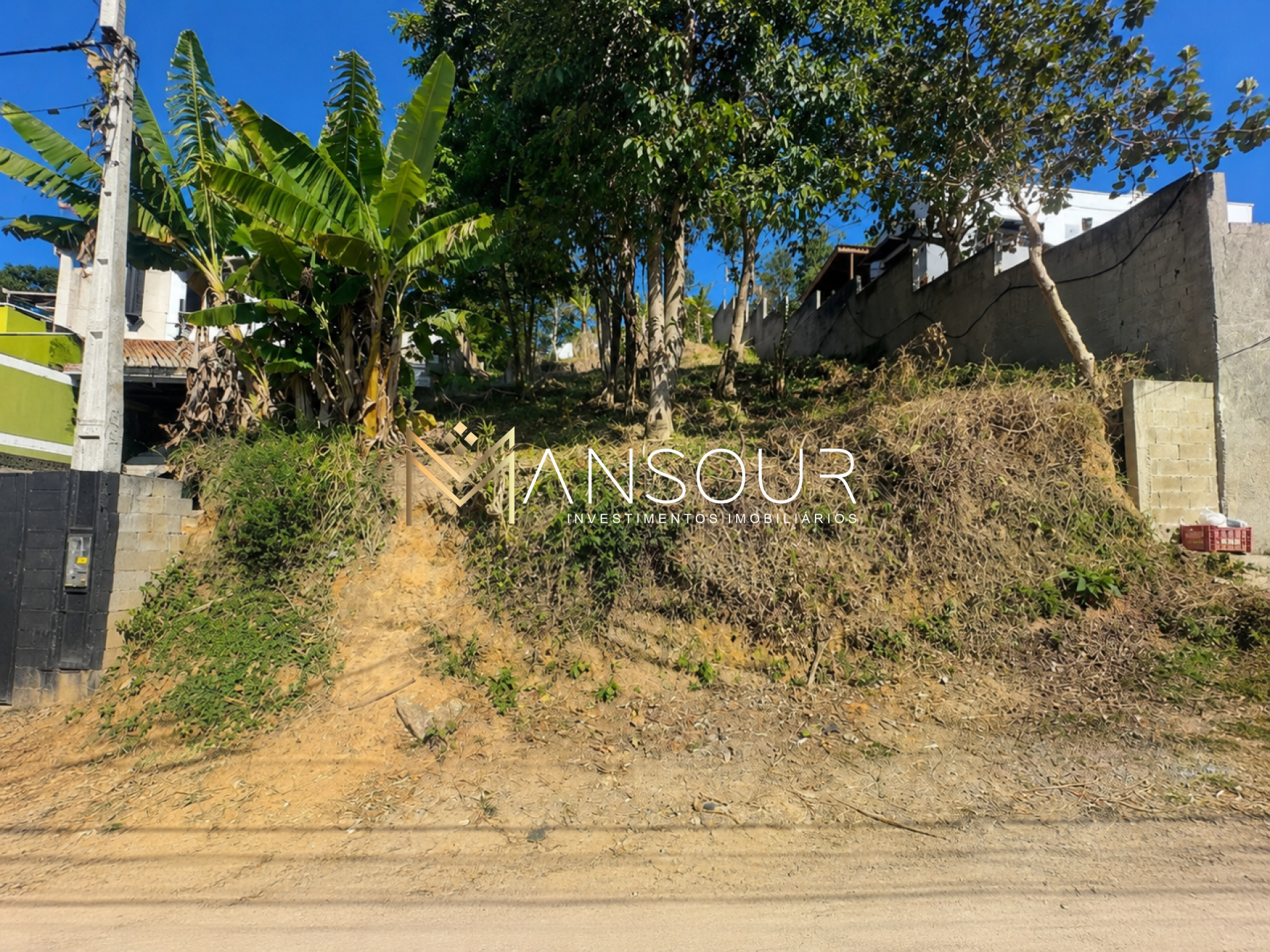 Lote / Terreno de Bairro Para Vender no bairro Ilhota em Itapema