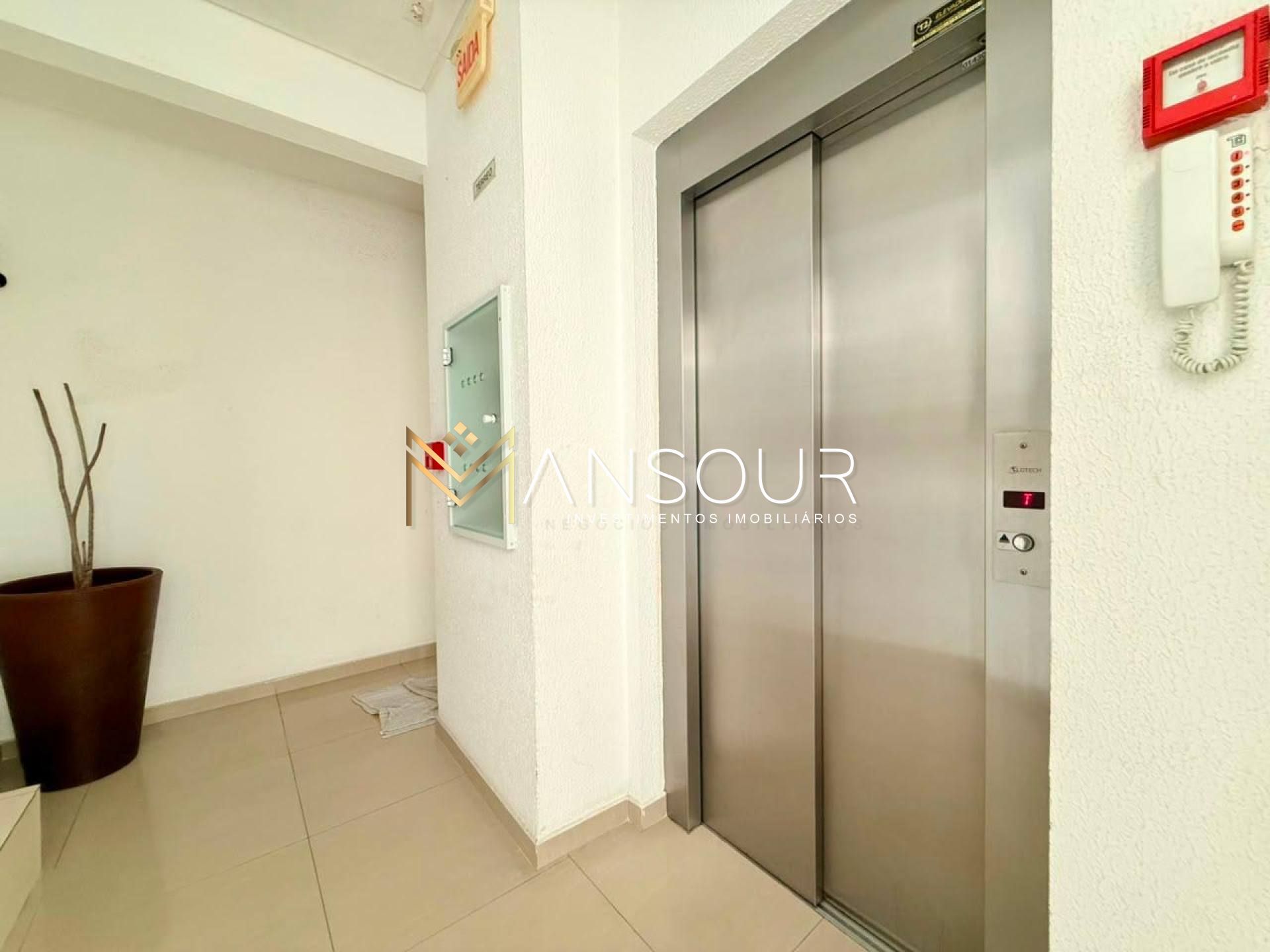Apartamento Para Vender com 02 quartos e 01 suíte no bairro Morretes em Itapema