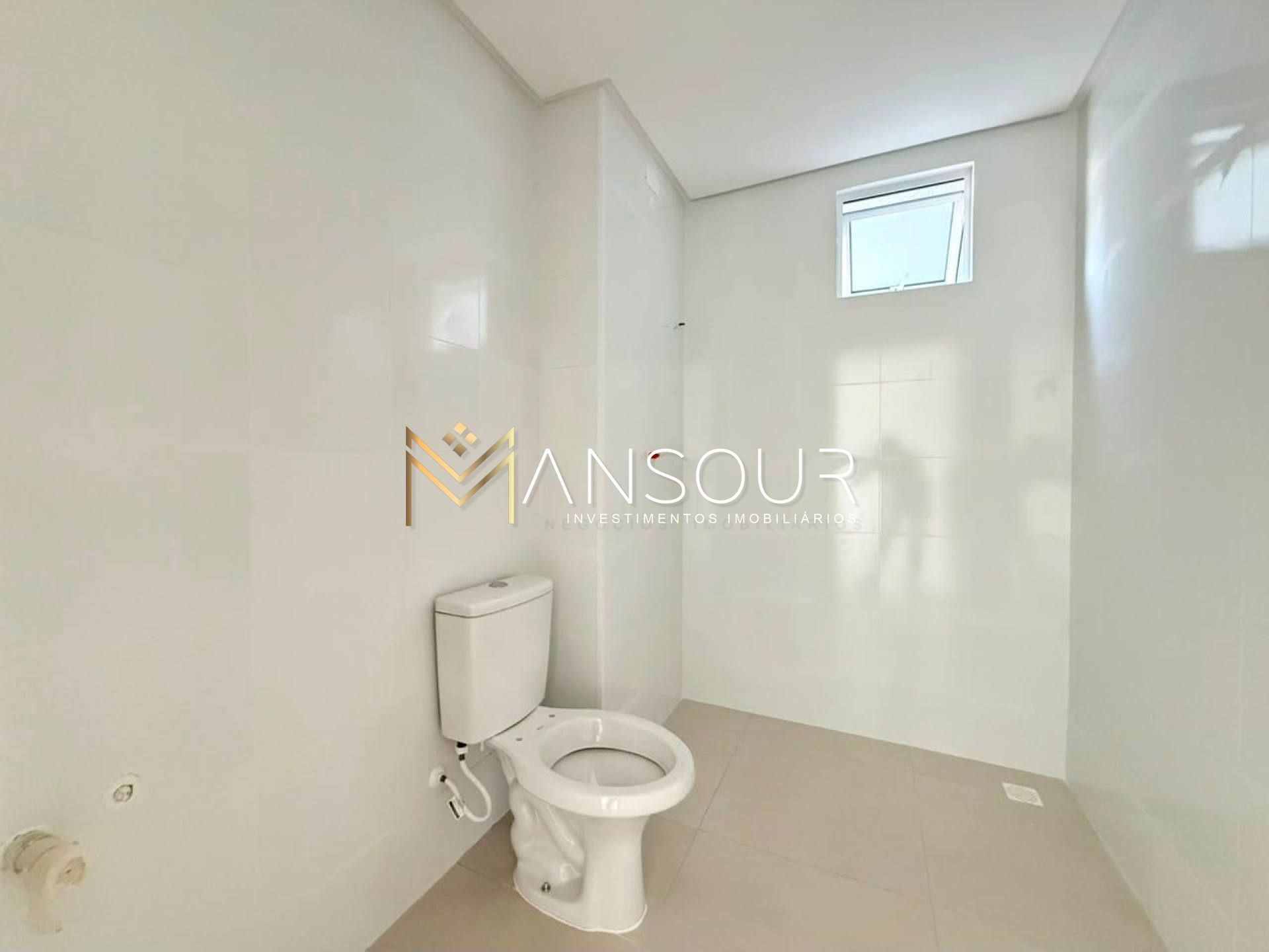Apartamento Para Vender com 02 quartos no bairro Alto São Bento  em Itapema