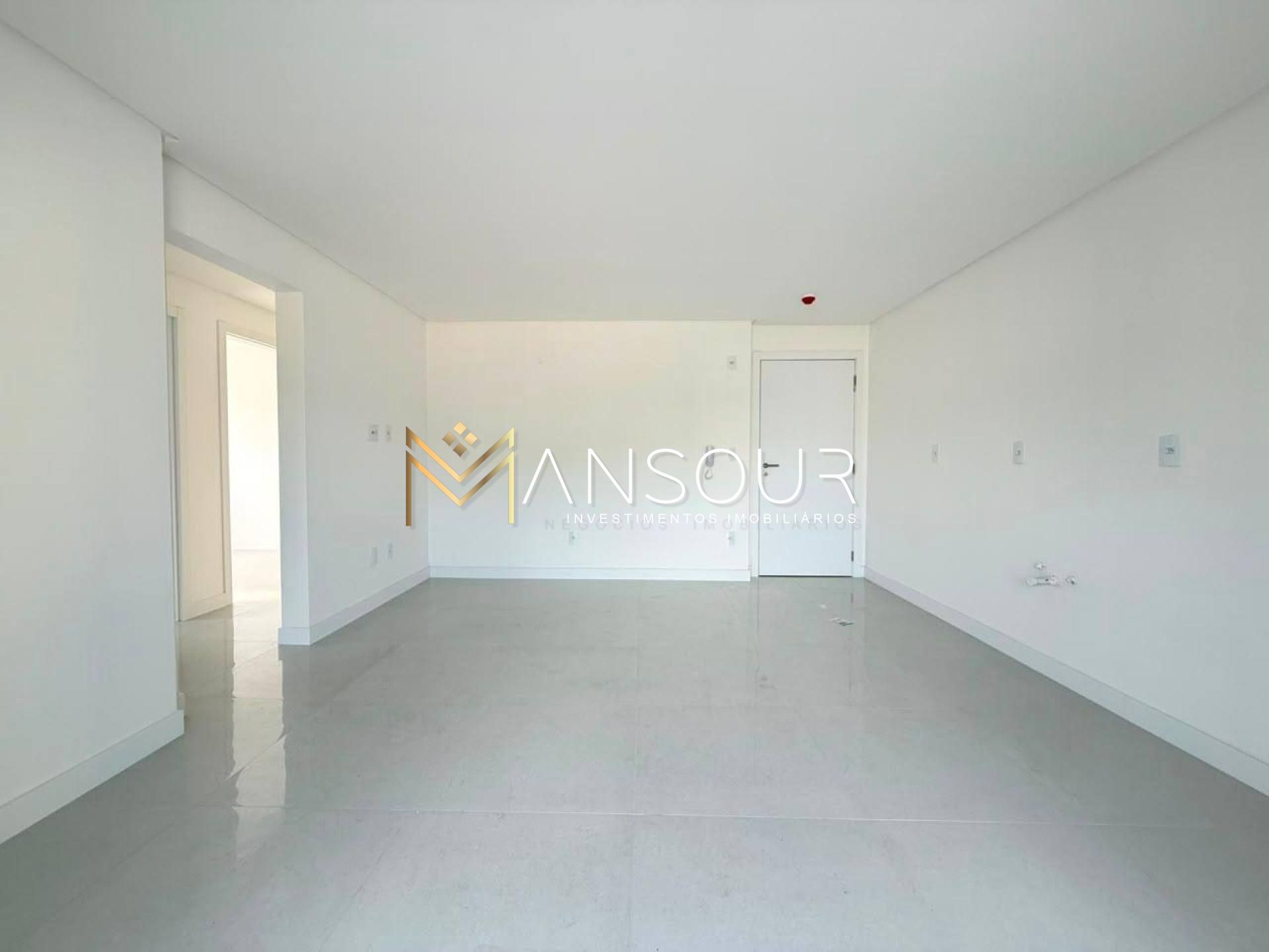 Apartamento Para Vender com 02 quartos 01 suítes no bairro Tabuleiro em Itapema