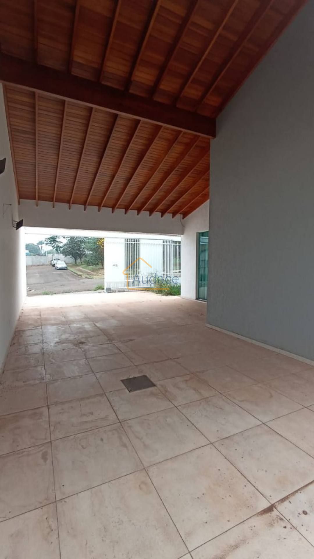 Vende-se Sobrado Jd. Mediterrâneo