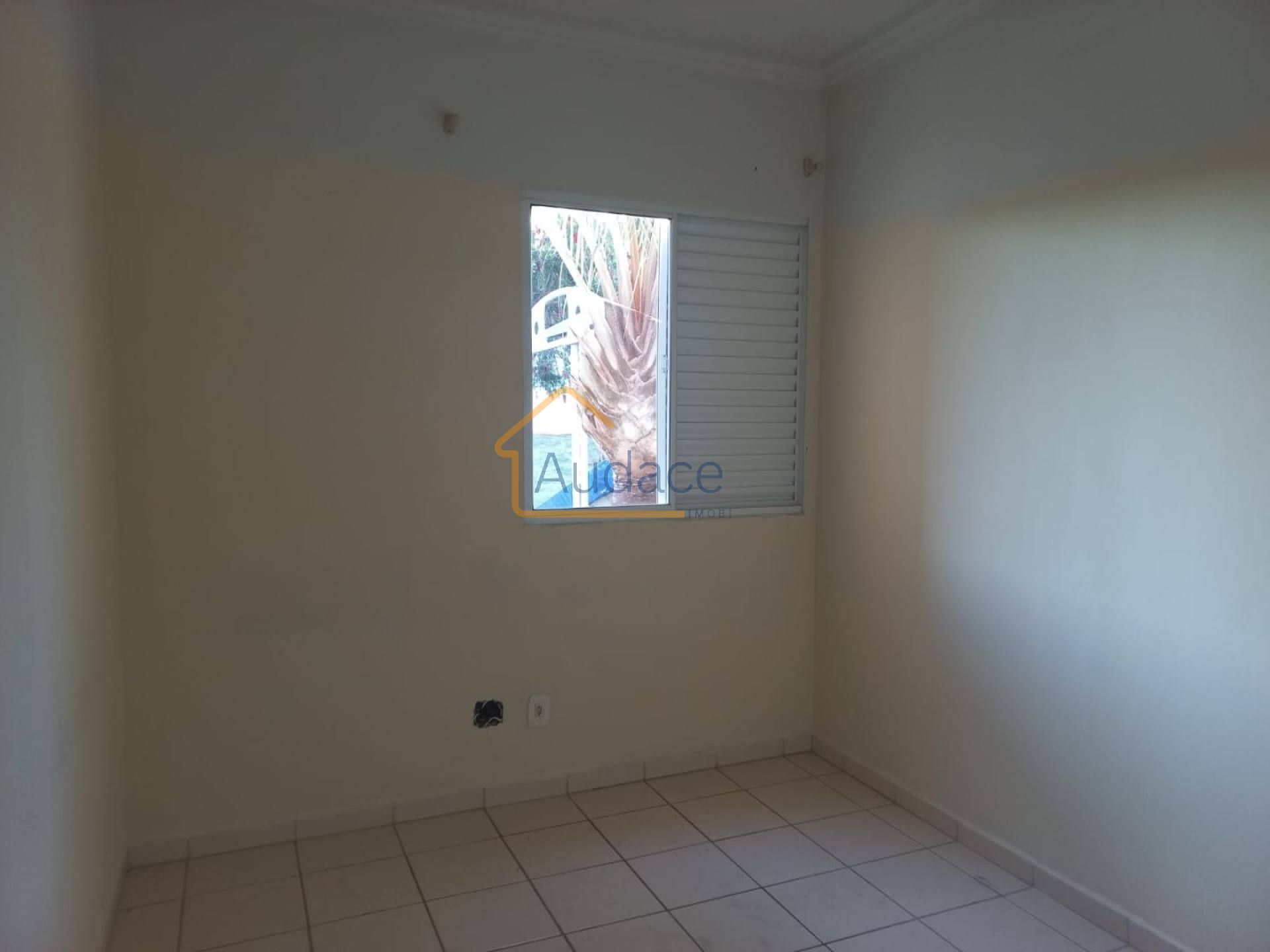 Vende-se Casa no Condomínio Terra Nova