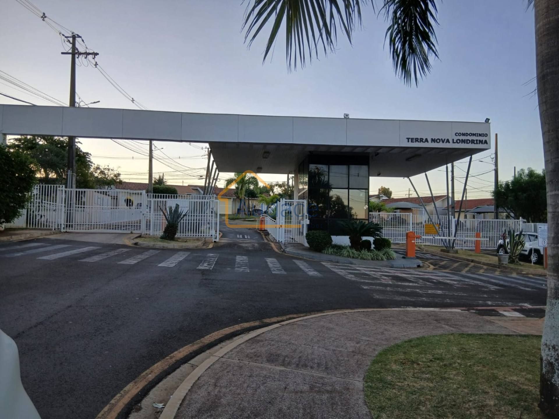 Vende-se Casa no Condomínio Terra Nova