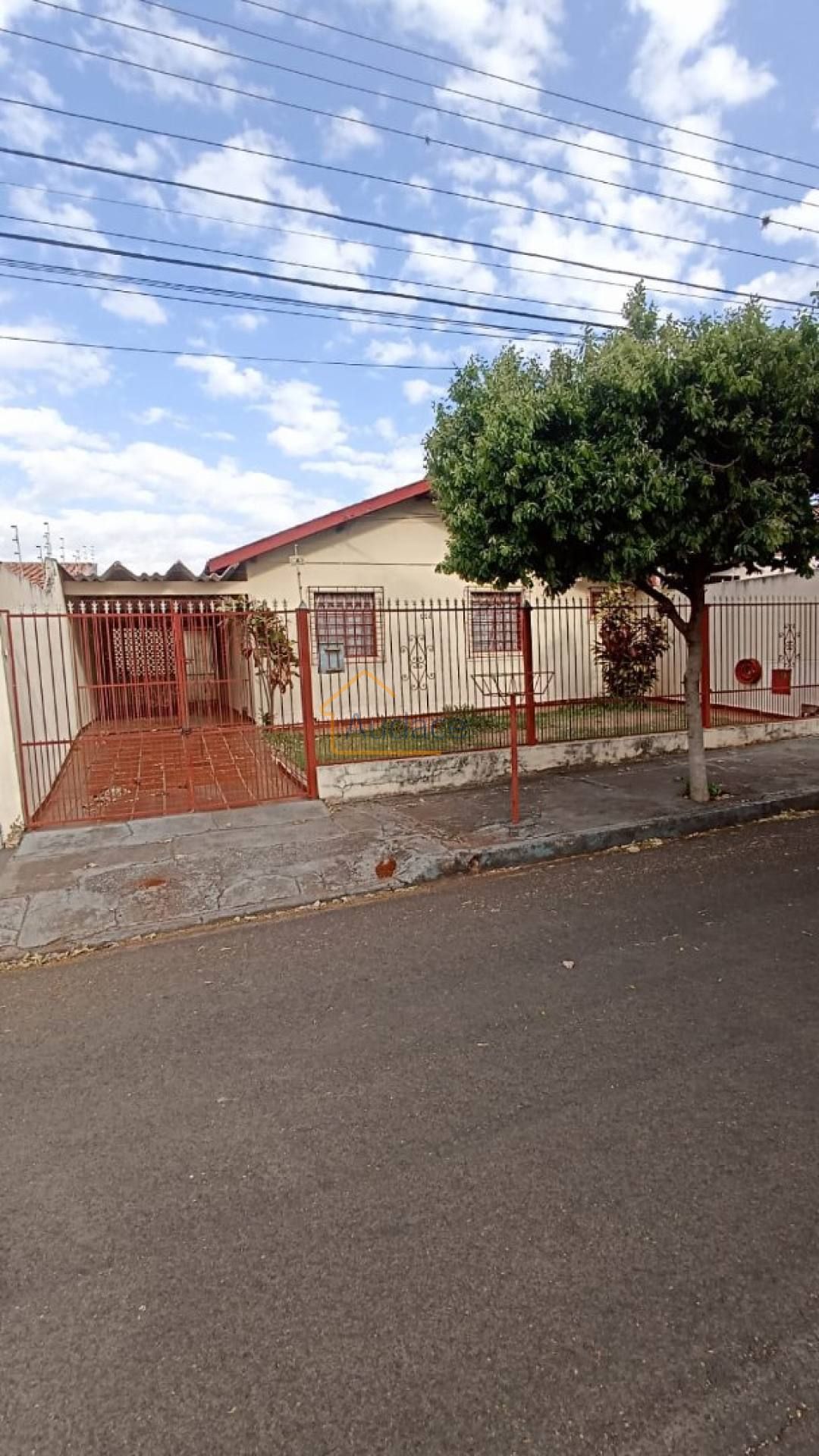Aluga-se Casa Jd. Sta Rita III