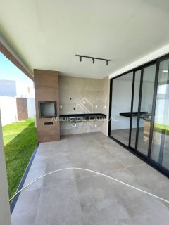 Condomínio Sol & Praia – Casa Novinha e Moderna!