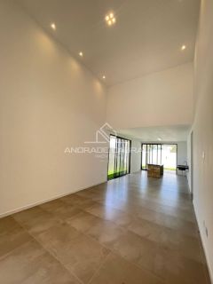 Condomínio Sol & Praia – Casa Novinha e Moderna!