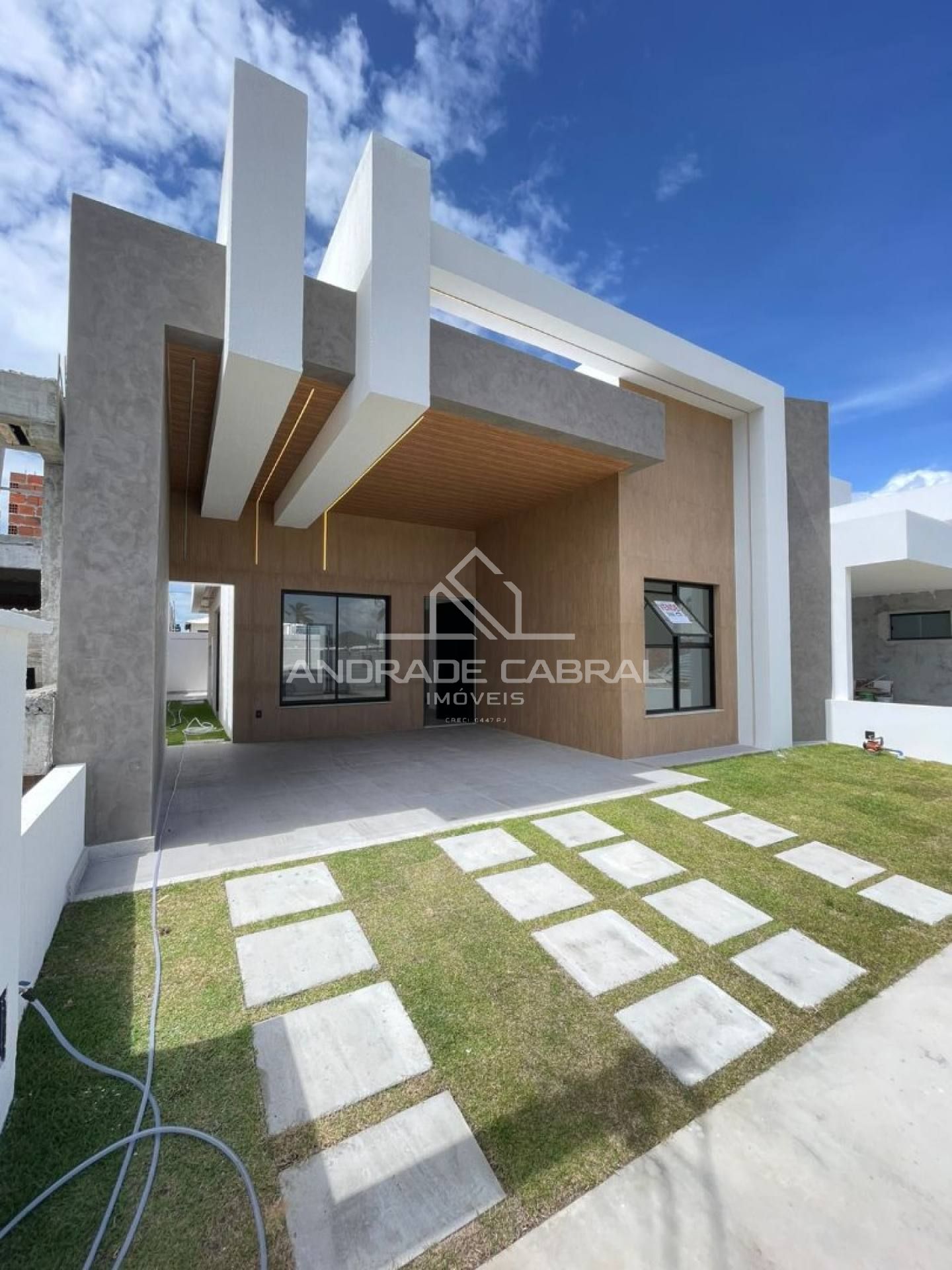 Condomínio Padang – Casa Ampla e Confortável!