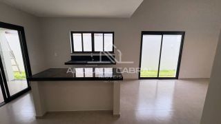 CASA CONDOMINIO SOL E PRAIA - LOTE GRANDE 300M²