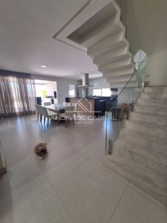 Casa completa à venda no - Condomínio Reserva Aimoré
