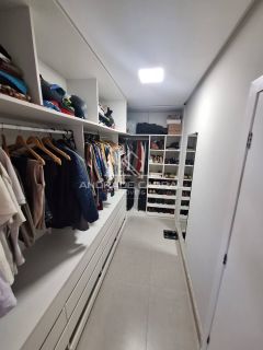 Casa completa à venda no - Condomínio Reserva Aimoré