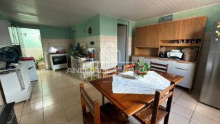Casa - Rua Pernambuco