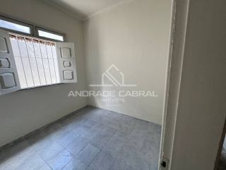 TERRENO COM DUAS CASAS NO INÁCIO BARBOSA