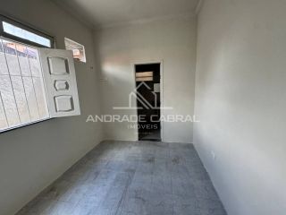 TERRENO COM DUAS CASAS NO INÁCIO BARBOSA