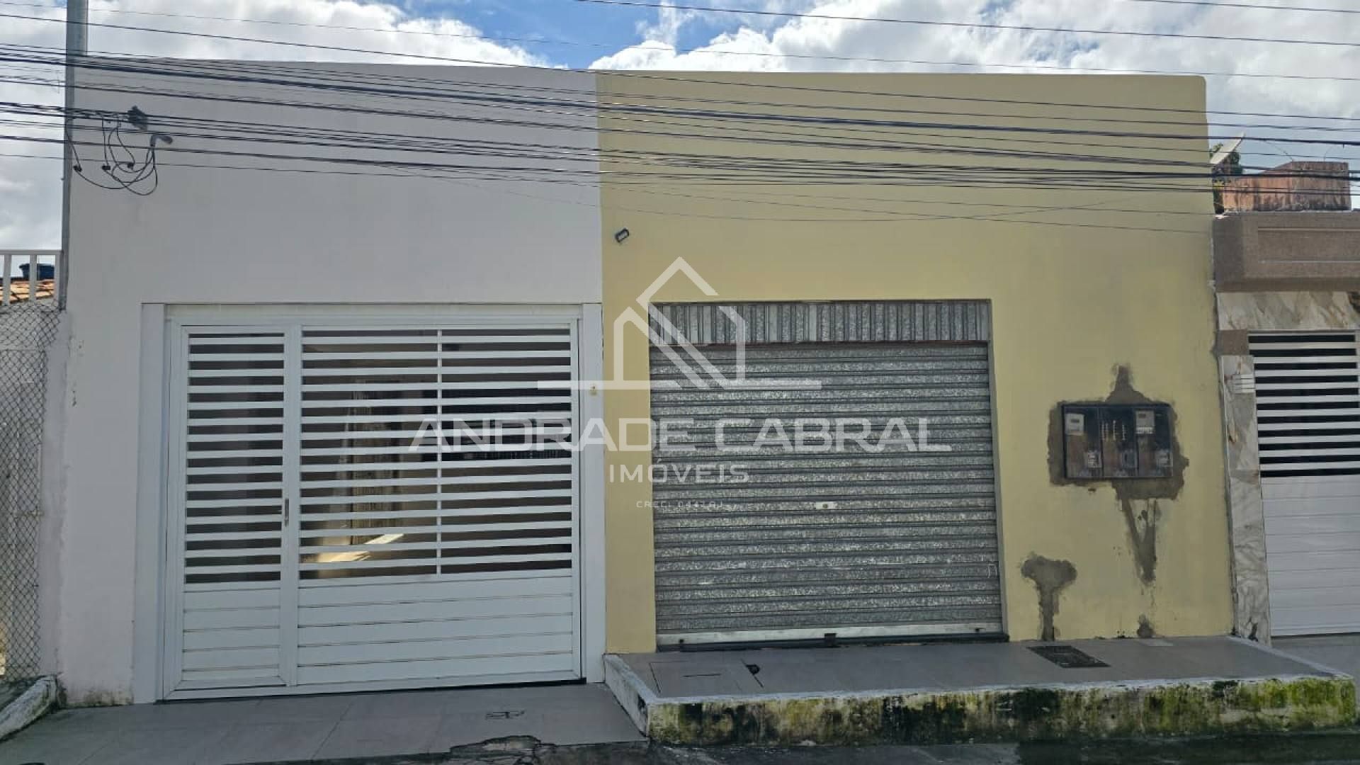Casa à venda - Bairro Inácio Barbosa