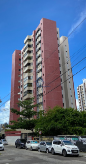 Apartamento Para Vender com 3 quartos 3 suítes no bairro Grageru em Aracaju