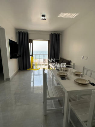 Apartamento Para Temporada com 1 quarto frente ao mar no bairro Canasvieiras em Florianópolis