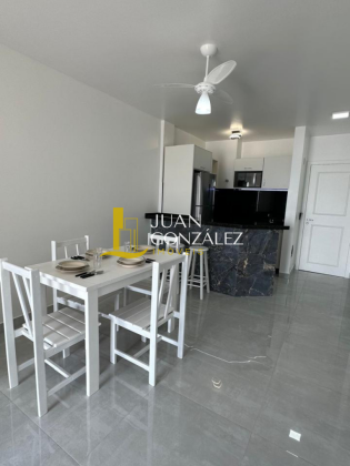 Apartamento Para Temporada com 1 quarto frente ao mar no bairro Canasvieiras em Florianópolis