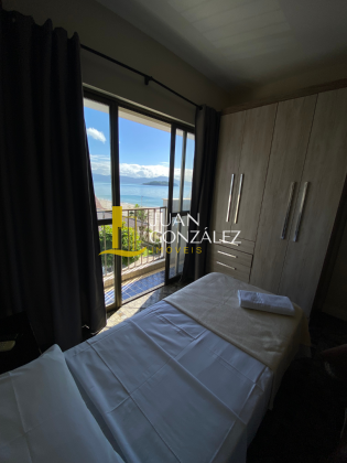 Apartamento Para Temporada com 2 quartos, sendo 1 suíte no bairro Canasvieiras em Florianópolis