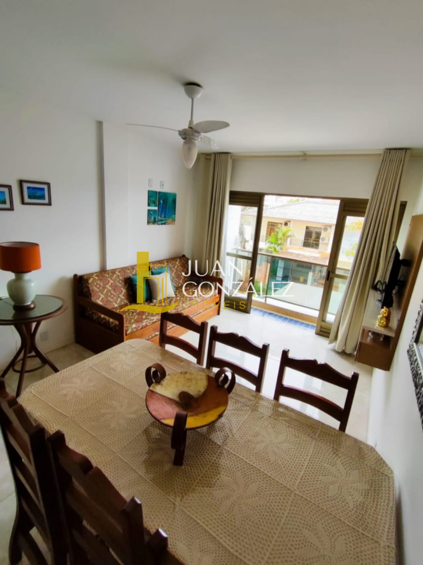 Apartamento Para Temporada com 2 quartos, 1 sendo suíte no bairro Canasvieiras em Florianópolis