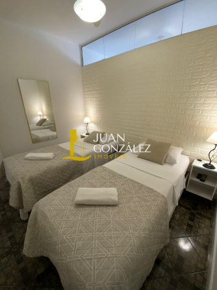 Apartamento Para Temporada com 02 quartos no bairro Canasvieiras em Florianópolis