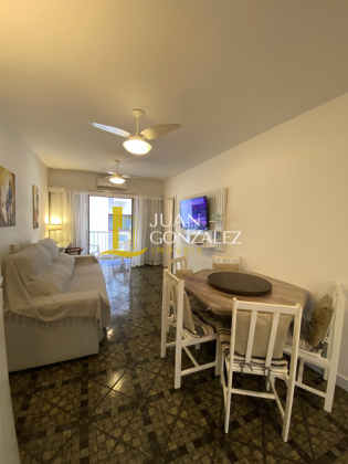 Apartamento Para Temporada com 02 quartos no bairro Canasvieiras em Florianópolis