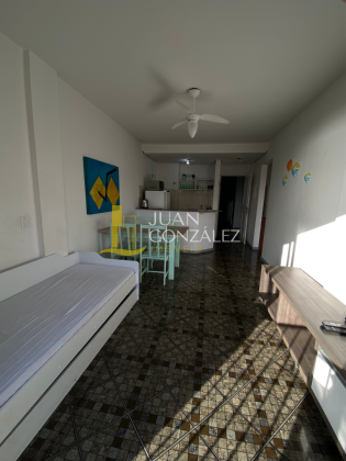 Apartamento Para Temporada com 01 quarto no bairro Canasvieiras em Florianópolis