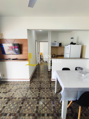 Apartamento Para Temporada com 2 quartos e vista para o mar no bairro Canasvieiras em Florianópolis
