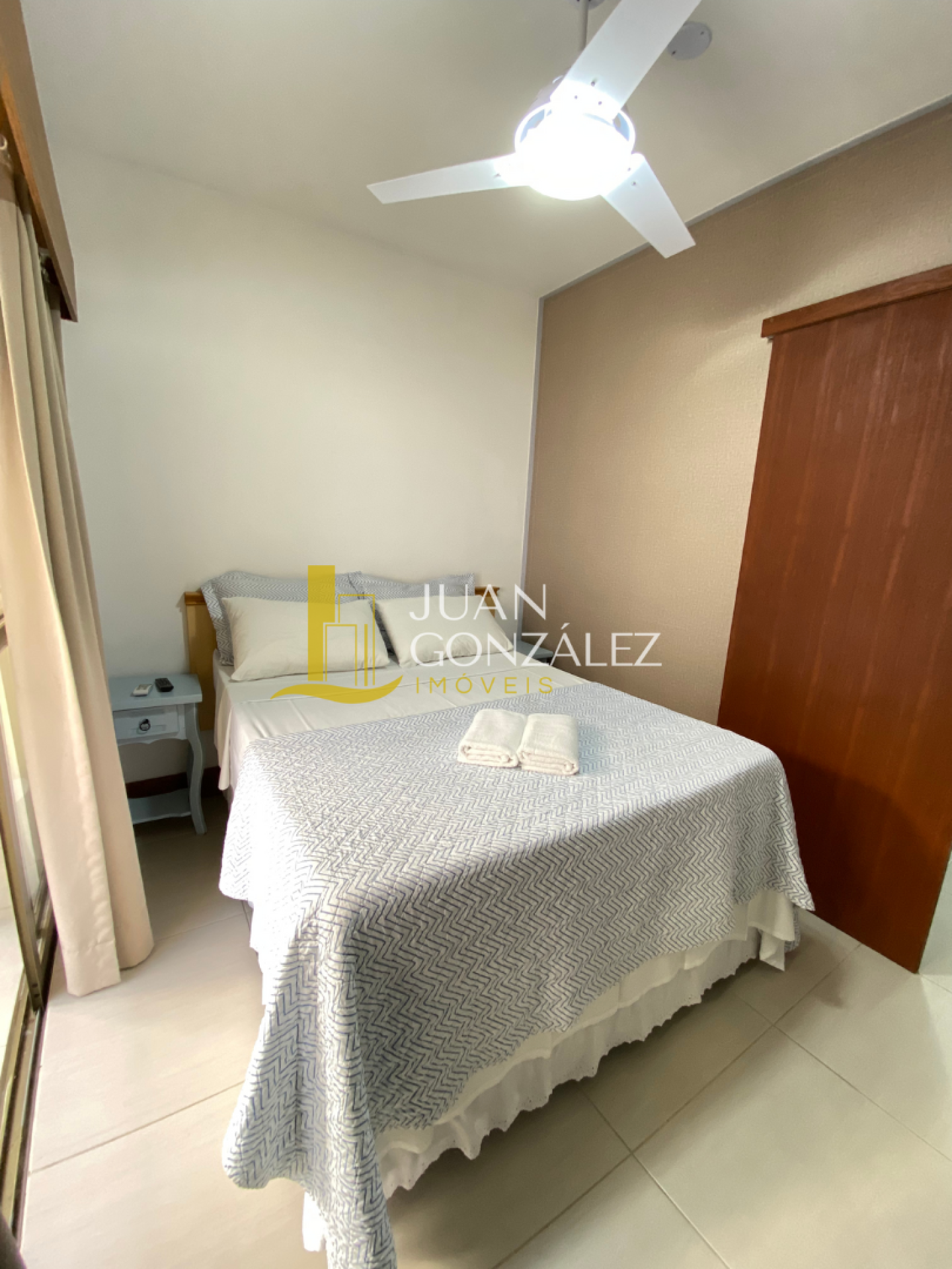 Apartamento Para Temporada com 2 quartos no bairro Canasvieiras em Florianópolis