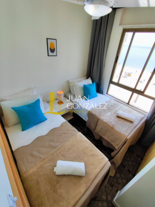 Apartamento Para Temporada com 02 quartos no bairro Canasvieiras em Florianópolis