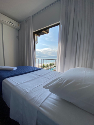 Apartamento Para Temporada com 2 quartos, sendo 1 suite no bairro Canasvieiras em Florianópolis