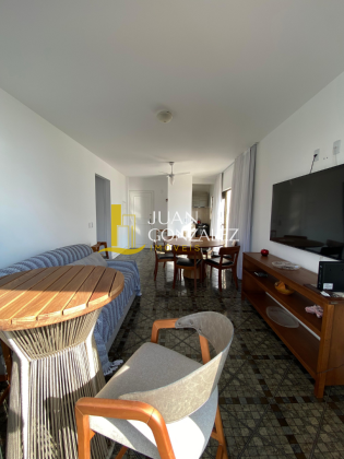 Apartamento Para Temporada com 2 quartos, sendo 1 suite no bairro Canasvieiras em Florianópolis