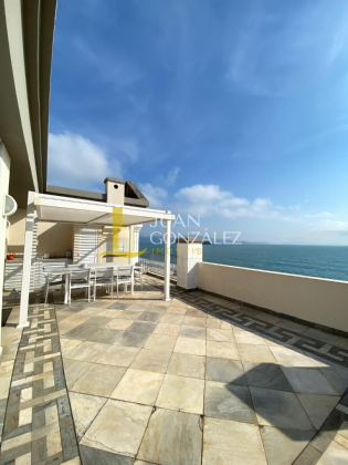 Apartamento Para Temporada com 2 quartos, sendo 1 suite no bairro Canasvieiras em Florianópolis