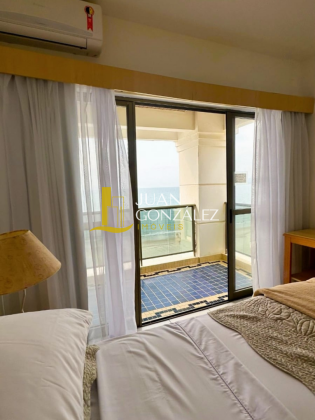 Apartamento Para Temporada com 2 quartos, 1 sendo suíte no bairro Canasvieiras em Florianópolis