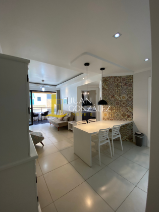 Apartamento Para Temporada com 1 dormitorio,vista lateral ao mar, no bairro Canasvieiras em Florianópolis